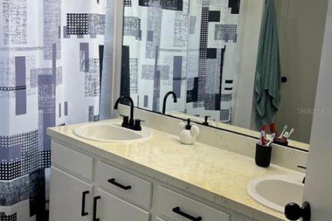 Condominio en venta en Orlando, Florida, 2 dormitorios, 105.26 m2 № 2156874 - foto 11