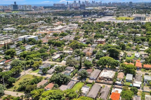 Propiedad comercial en venta en Hollywood, Florida № 2015213 - foto 7