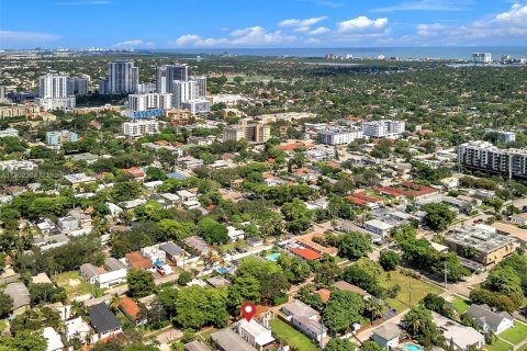 Propiedad comercial en venta en Hollywood, Florida № 2015213 - foto 6