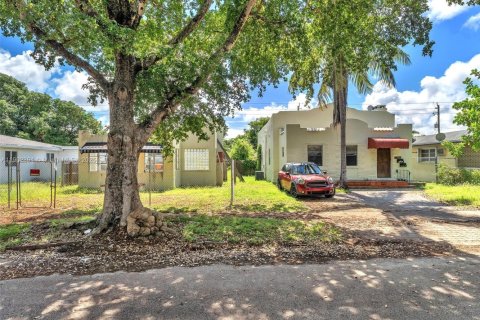 Propiedad comercial en venta en Hollywood, Florida № 2015213 - foto 29