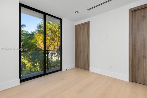Villa ou maison à vendre à Fort Lauderdale, Floride: 4 chambres № 2412892 - photo 26