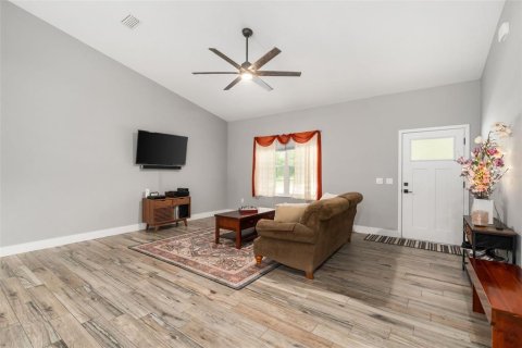 House in Dunnellon, Florida 3 bedrooms, 158.21 sq.m. № 1919774 - photo 14