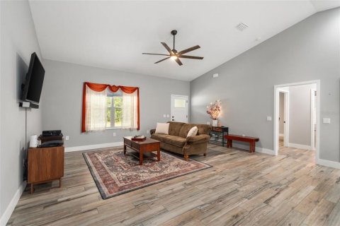 House in Dunnellon, Florida 3 bedrooms, 158.21 sq.m. № 1919774 - photo 24