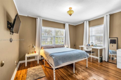 Casa en venta en North Miami Beach, Florida, 3 dormitorios, 77.11 m2 № 1951077 - foto 24
