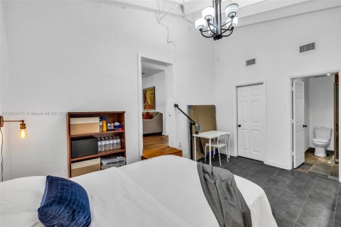 Casa en venta en North Miami Beach, Florida, 3 dormitorios, 77.11 m2 № 1951077 - foto 17