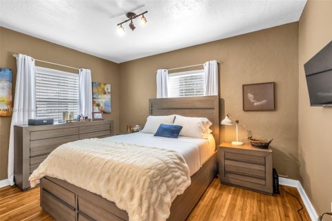 Casa en venta en North Miami Beach, Florida, 3 dormitorios, 77.11 m2 № 1951077 - foto 20