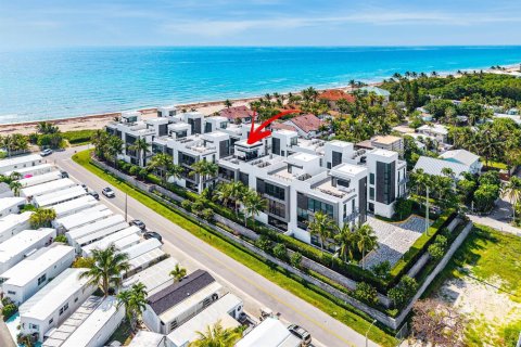 Touwnhouse à vendre à Ocean Ridge, Floride: 4 chambres, 312.52 m2 № 2251635 - photo 4