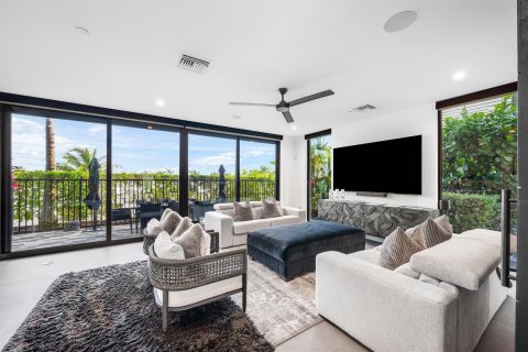 Touwnhouse à vendre à Ocean Ridge, Floride: 4 chambres, 312.52 m2 № 2251635 - photo 9