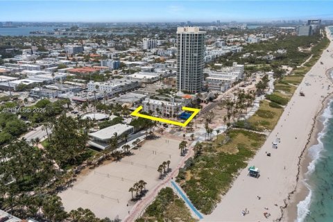 Casa en venta en Miami Beach, Florida № 2009055 - foto 2