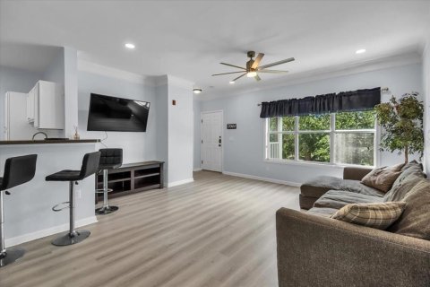Copropriété à louer à Bradenton, Floride: 2 chambres, 105.17 m2 № 2310224 - photo 5