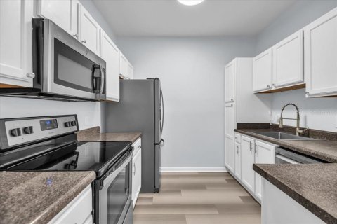 Copropriété à louer à Bradenton, Floride: 2 chambres, 105.17 m2 № 2310224 - photo 9