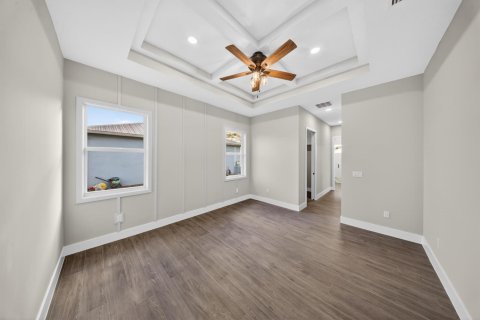 House in Port St. Lucie, Florida 4 bedrooms, 213.68 sq.m. № 2265435 - photo 8