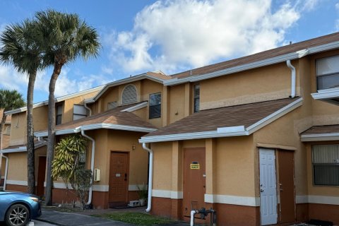 Condo à Lauderhill, Floride, 2 chambres  № 2274570