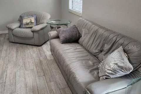 Condo in Port Charlotte, Florida, 2 bedrooms  № 2229929 - photo 5