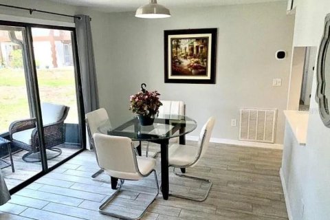 Condo in Port Charlotte, Florida, 2 bedrooms  № 2229929 - photo 9