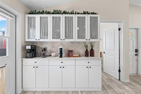 Купить виллу или дом в Оспри, Флорида 6 комнат, 108.97м2, № 2096193 - фото 17