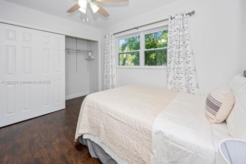 Casa en alquiler en Fort Lauderdale, Florida, 3 dormitorios, 116.31 m2 № 1856868 - foto 4