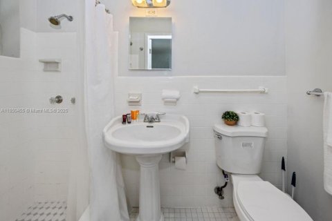 Casa en alquiler en Fort Lauderdale, Florida, 3 dormitorios, 116.31 m2 № 1856868 - foto 3