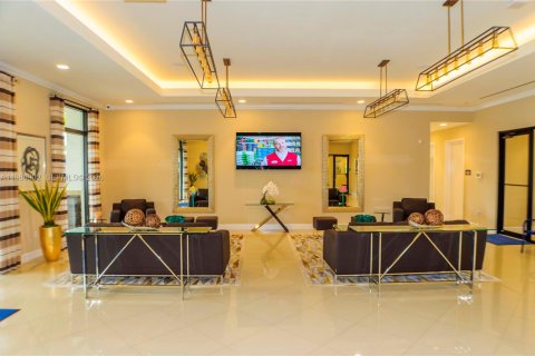 Снять в аренду виллу или дом в Хомстед, Флорида 3 спальни, 151.62м2, № 2044991 - фото 12