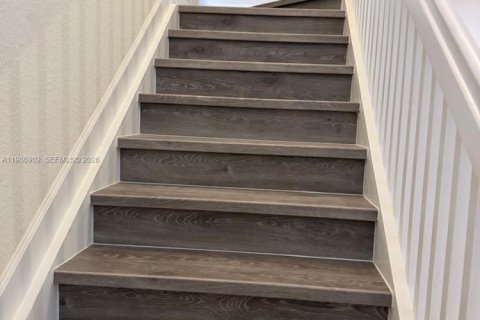 Снять в аренду виллу или дом в Хомстед, Флорида 3 спальни, 151.62м2, № 2044991 - фото 25