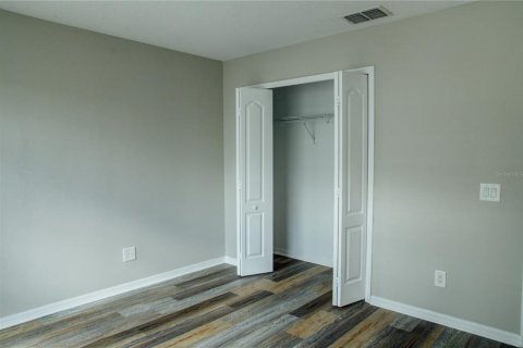 Villa ou maison à louer à Tampa, Floride: 5 chambres, 338.35 m2 № 1885556 - photo 17