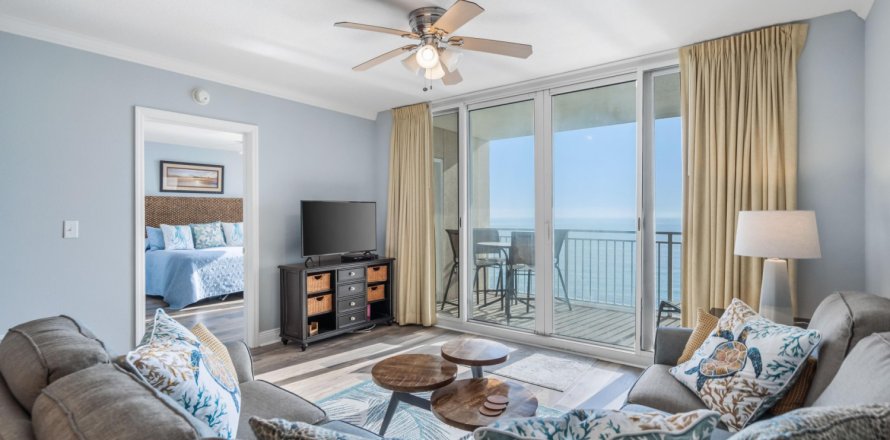 Condo in Panama City Beach, Florida, 2 bedrooms № 562642