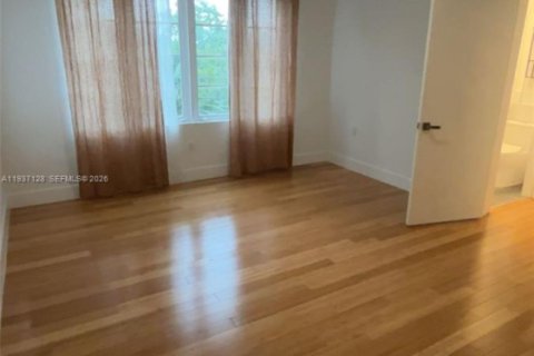 Appartement à louer à Miami Beach, Floride: 1 chambre, 83.61 m2 № 1995042 - photo 11