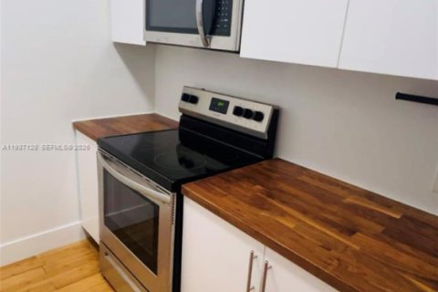 Appartement à louer à Miami Beach, Floride: 1 chambre, 83.61 m2 № 1995042 - photo 6