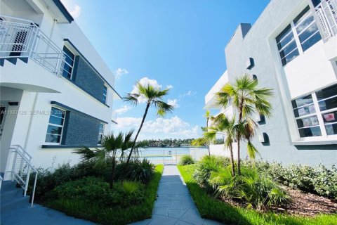 Appartement à louer à Miami Beach, Floride: 1 chambre, 83.61 m2 № 1995042 - photo 22