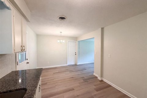 Villa ou maison à vendre à Ocala, Floride: 3 chambres, 105.17 m2 № 2148358 - photo 8