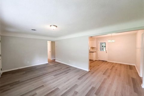 Villa ou maison à vendre à Ocala, Floride: 3 chambres, 105.17 m2 № 2148358 - photo 9
