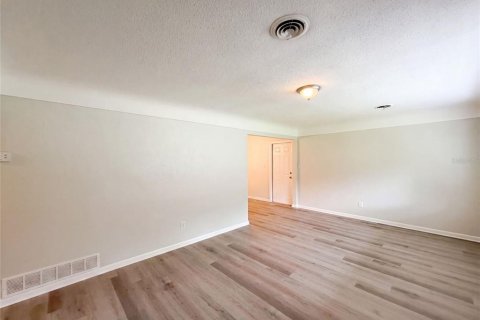 Villa ou maison à vendre à Ocala, Floride: 3 chambres, 105.17 m2 № 2148358 - photo 3