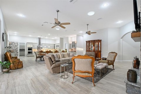 Casa en venta en Bradenton, Florida, 3 dormitorios, 369.84 m2 № 1780435 - foto 30