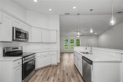 Casa en venta en Summerfield, Florida, 3 dormitorios, 156.17 m2 № 2099776 - foto 3