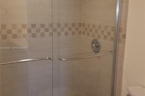 Condo in Aventura, Florida, 2 bedrooms  № 1984528 - photo 22