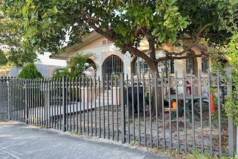Купить виллу или дом в Майами, Флорида 3 спальни, 134.8м2, № 1970124 - фото 27