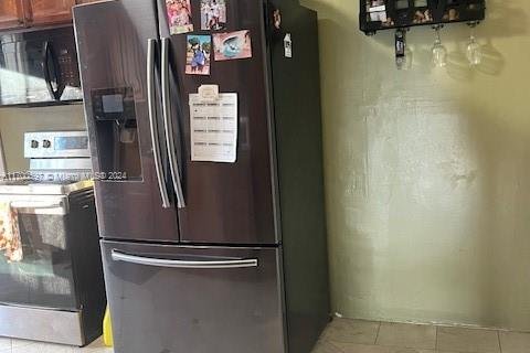 Купить виллу или дом в Майами, Флорида 3 спальни, 134.8м2, № 1970124 - фото 8