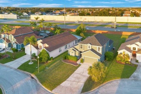 Villa ou maison à louer à Davenport, Floride: 5 chambres, 241.55 m2 № 2386077 - photo 23