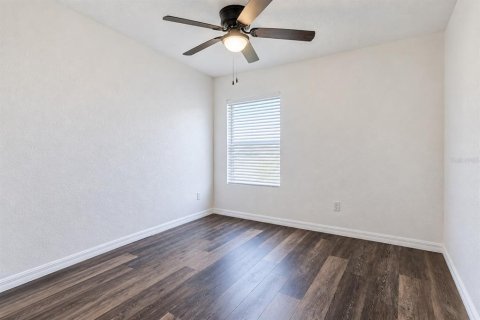 Villa ou maison à louer à Davenport, Floride: 5 chambres, 241.55 m2 № 2386077 - photo 17