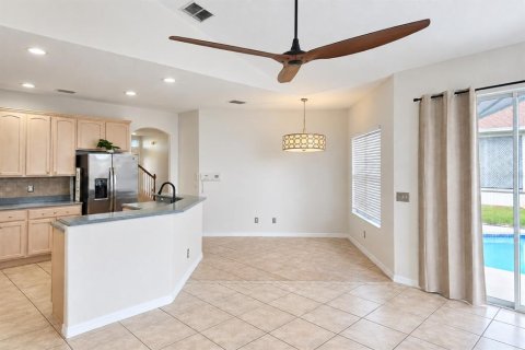 Villa ou maison à louer à Davenport, Floride: 5 chambres, 241.55 m2 № 2386077 - photo 2