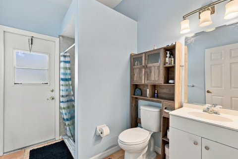 Villa ou maison à vendre à Port St. Lucie, Floride: 4 chambres, 223.99 m2 № 2399723 - photo 19