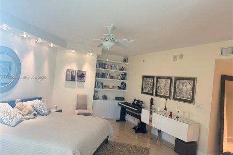 Copropriété à vendre à Hollywood, Floride: 3 chambres, 196.49 m2 № 1993414 - photo 28