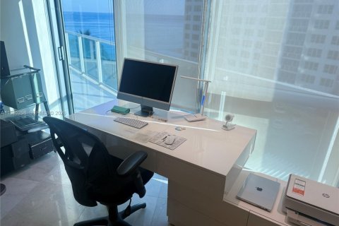 Copropriété à vendre à Hollywood, Floride: 3 chambres, 196.49 m2 № 1993414 - photo 29