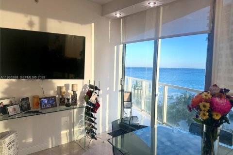 Copropriété à vendre à Hollywood, Floride: 3 chambres, 196.49 m2 № 1993414 - photo 23