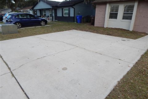 Villa ou maison à vendre à Kissimmee, Floride: 2 chambres, 99.78 m2 № 2221561 - photo 28