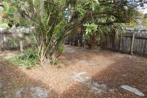 Villa ou maison à vendre à Kissimmee, Floride: 2 chambres, 99.78 m2 № 2221561 - photo 24