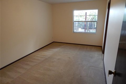 Villa ou maison à vendre à Kissimmee, Floride: 2 chambres, 99.78 m2 № 2221561 - photo 12