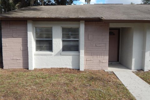 Villa ou maison à vendre à Kissimmee, Floride: 2 chambres, 99.78 m2 № 2221561 - photo 21