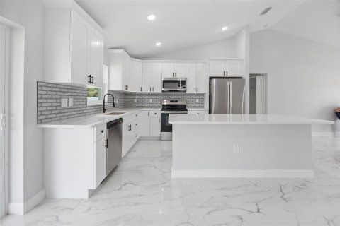 Villa ou maison à vendre à Dunnellon, Floride: 3 chambres, 129.97 m2 № 2303291 - photo 10