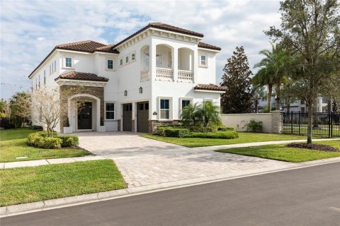 House in Four Corners, Florida 5 bedrooms, 356.47 sq.m. № 1835234 - photo 1